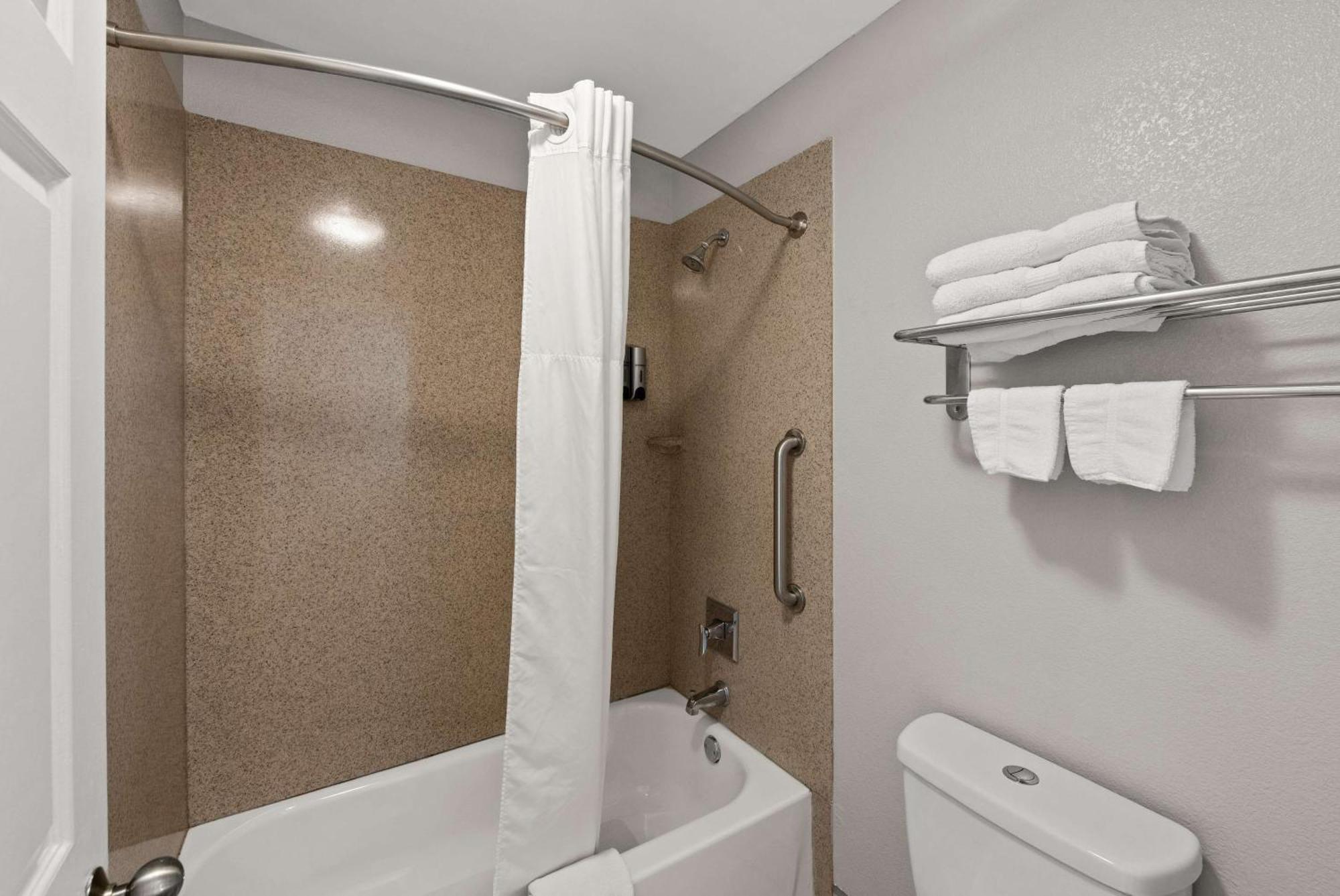 Best Western Executive Inn Grove City Eksteriør billede
