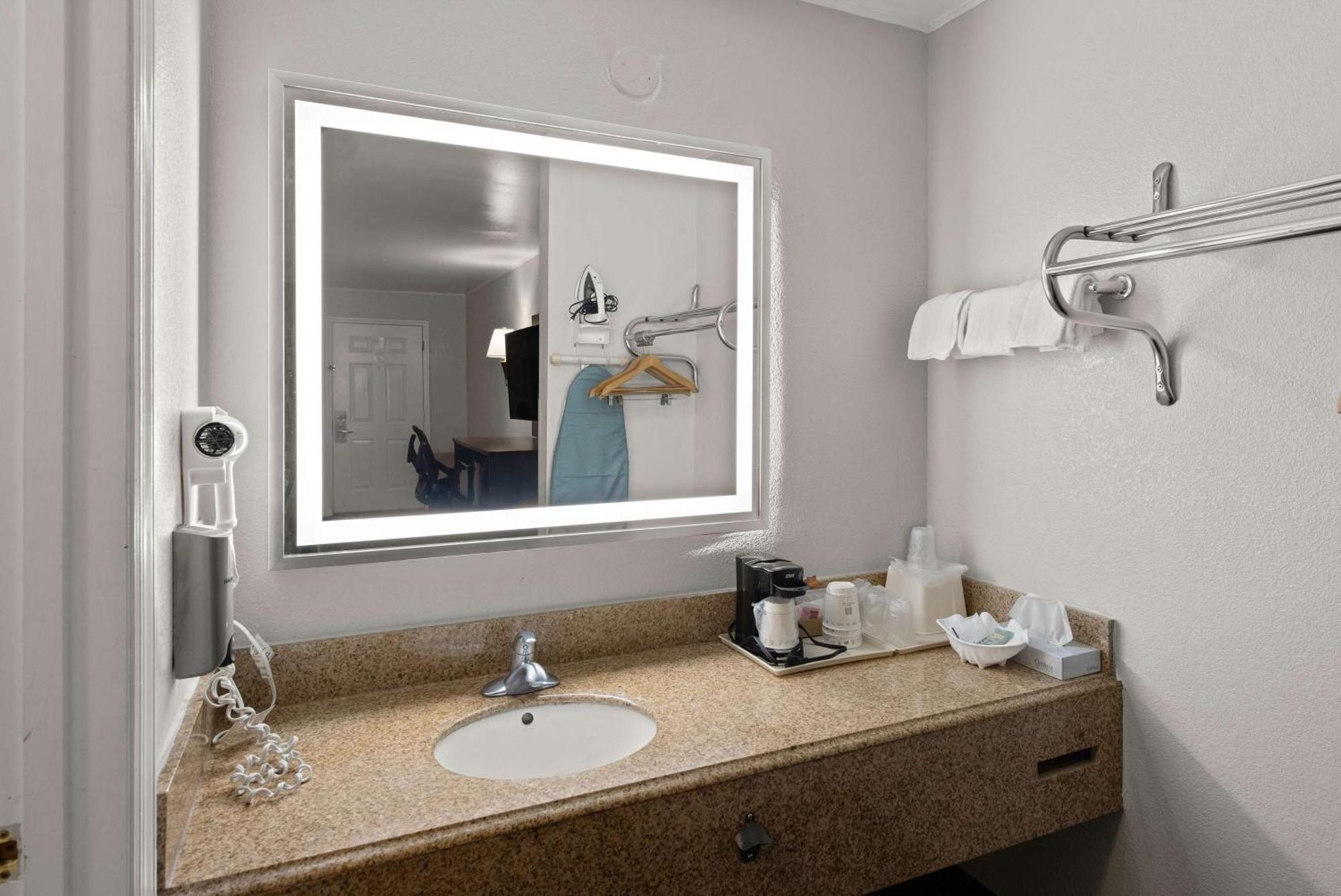 Best Western Executive Inn Grove City Eksteriør billede