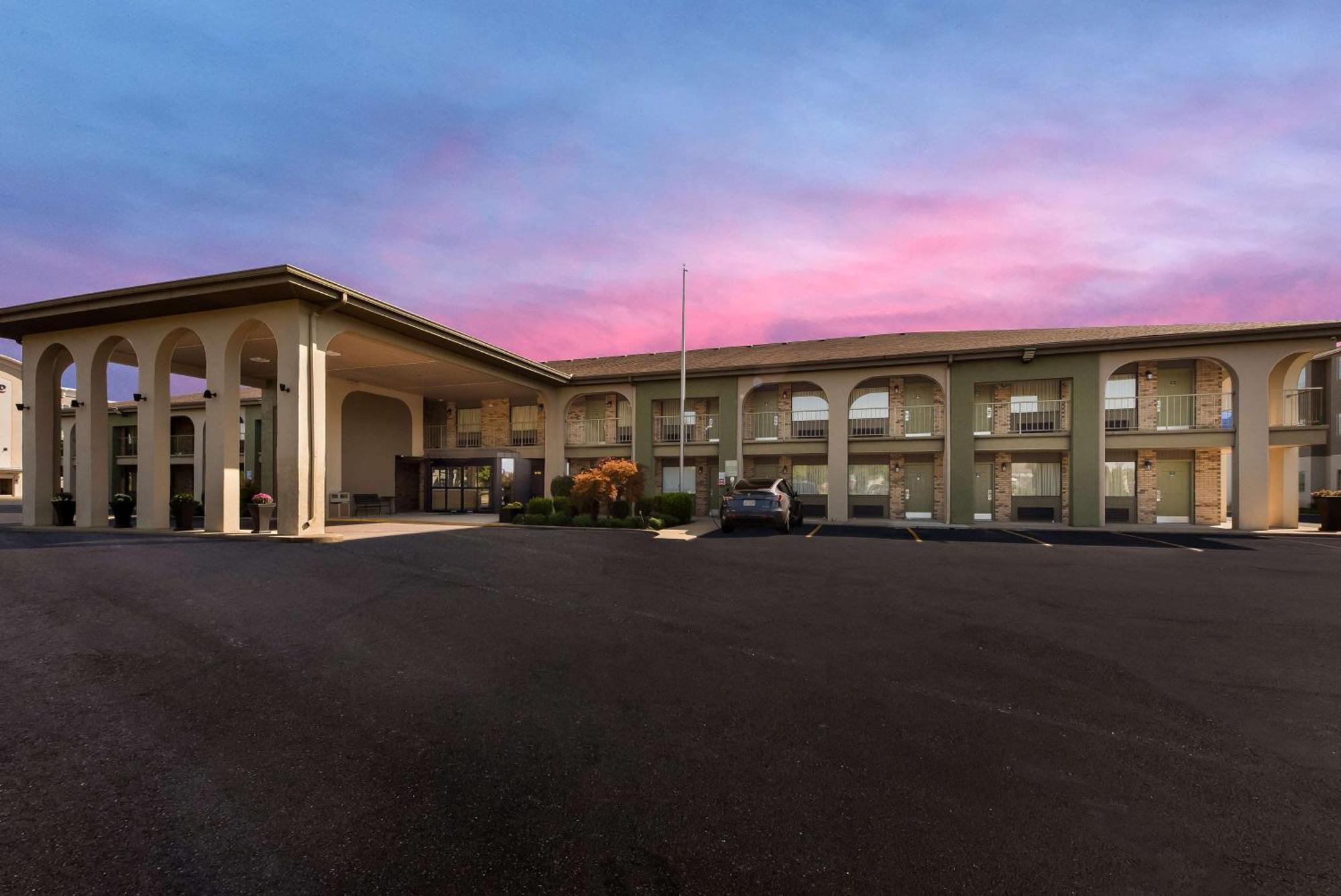 Best Western Executive Inn Grove City Eksteriør billede